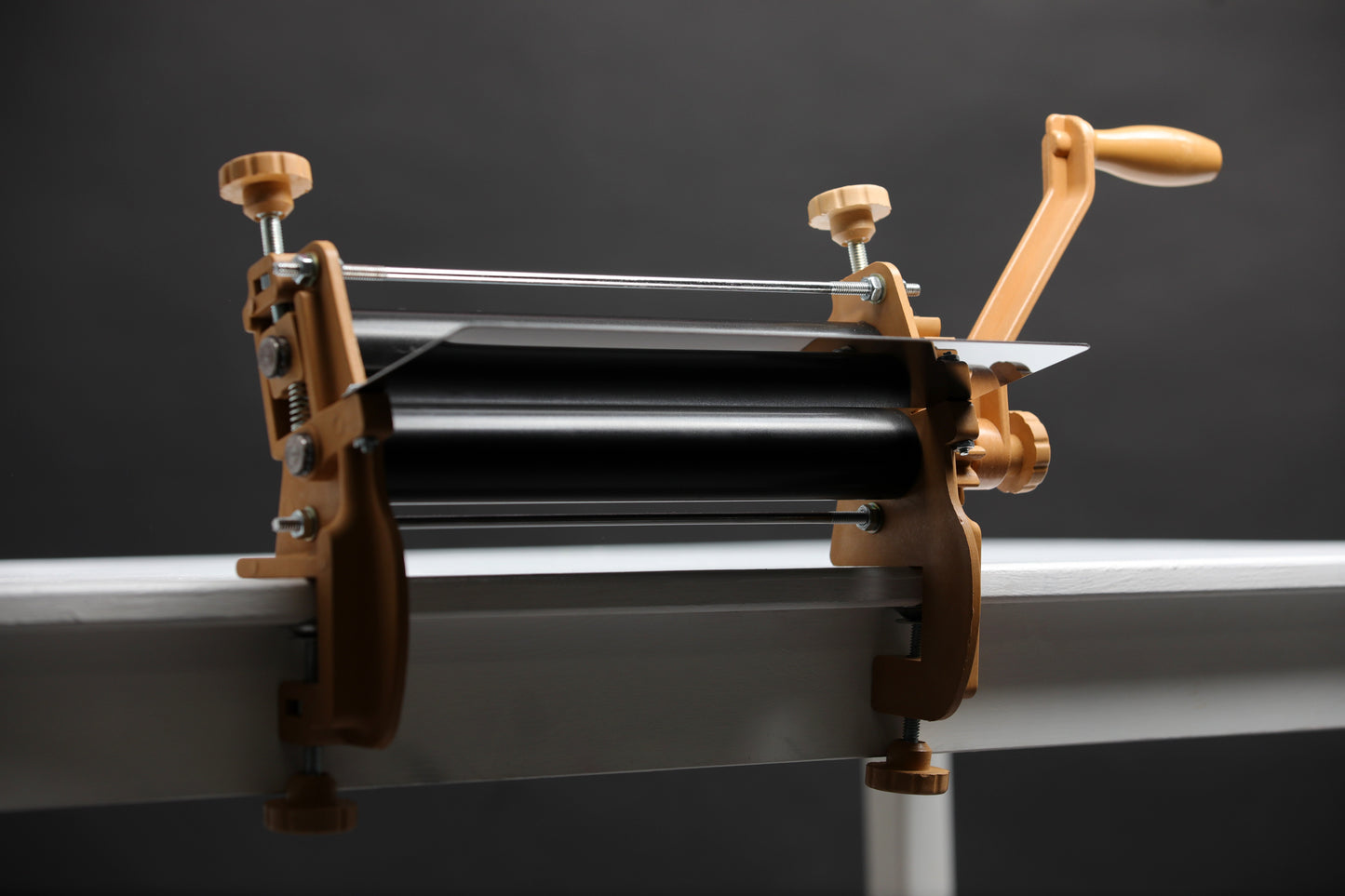 Dough Sheeter Non Stick 12" Inches.